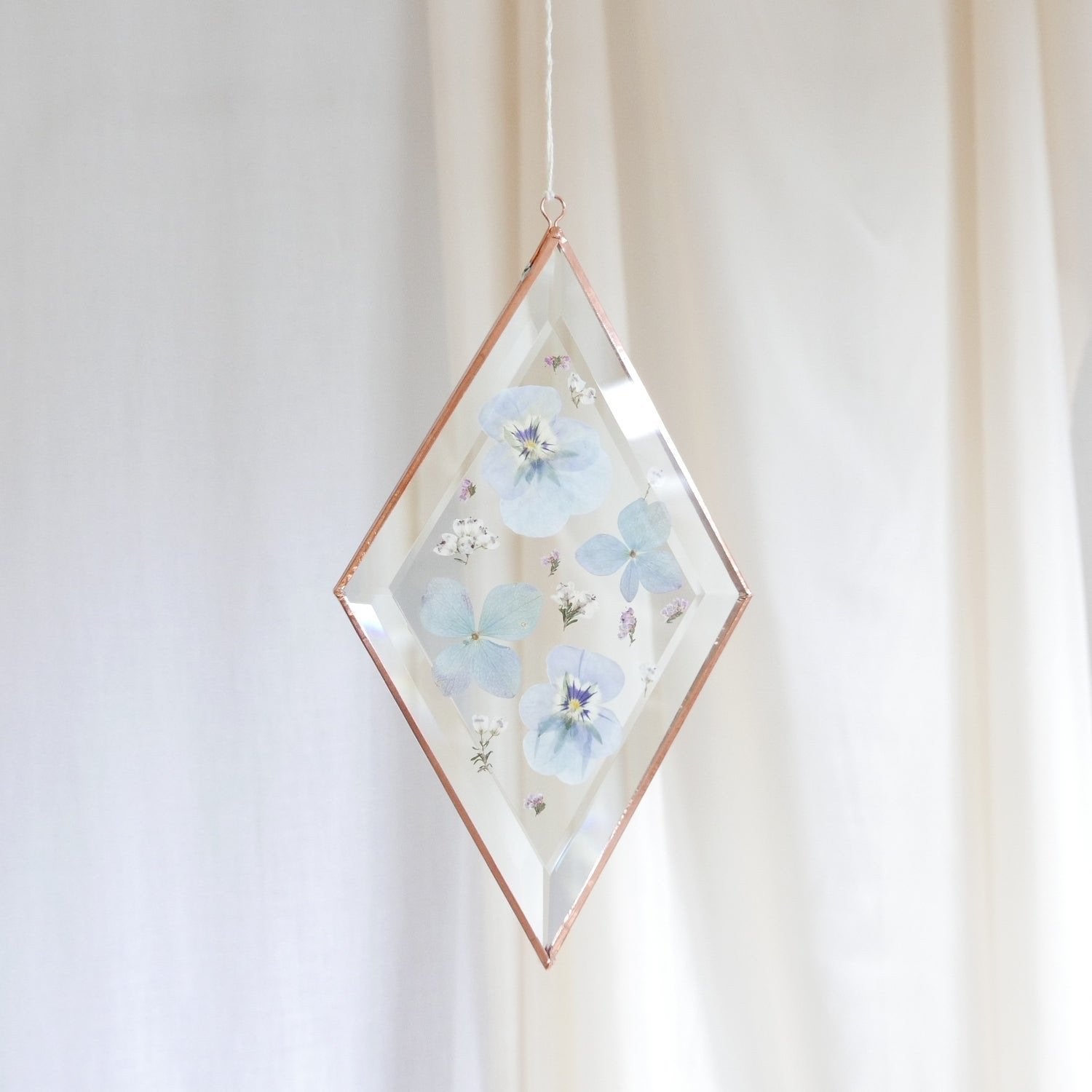 Hydrangea Ranger Suncatchers Diamond - large Pressed flower suncatchers
